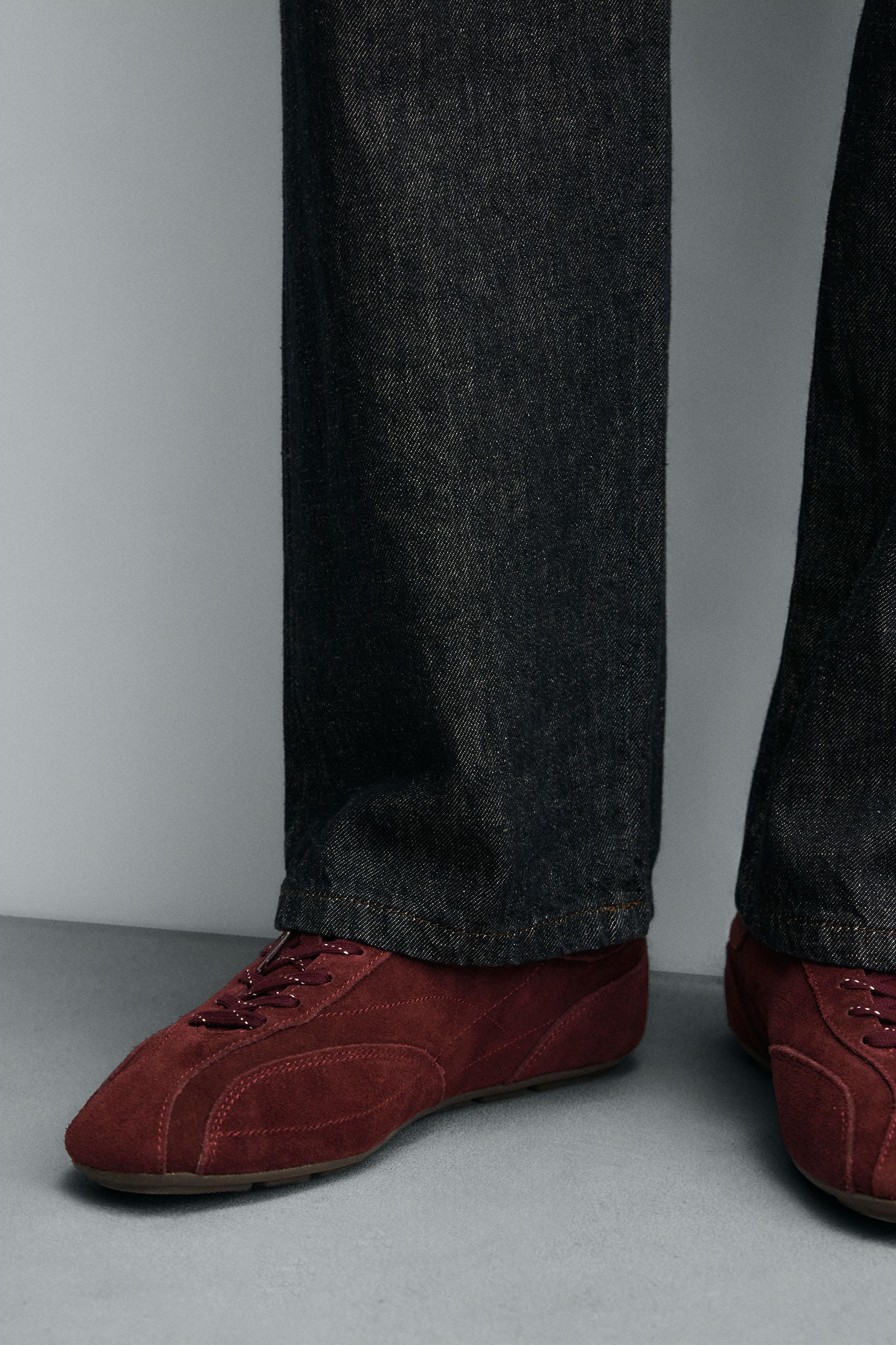 ULTRA-THIN SOLE LEATHER SNEAKERS